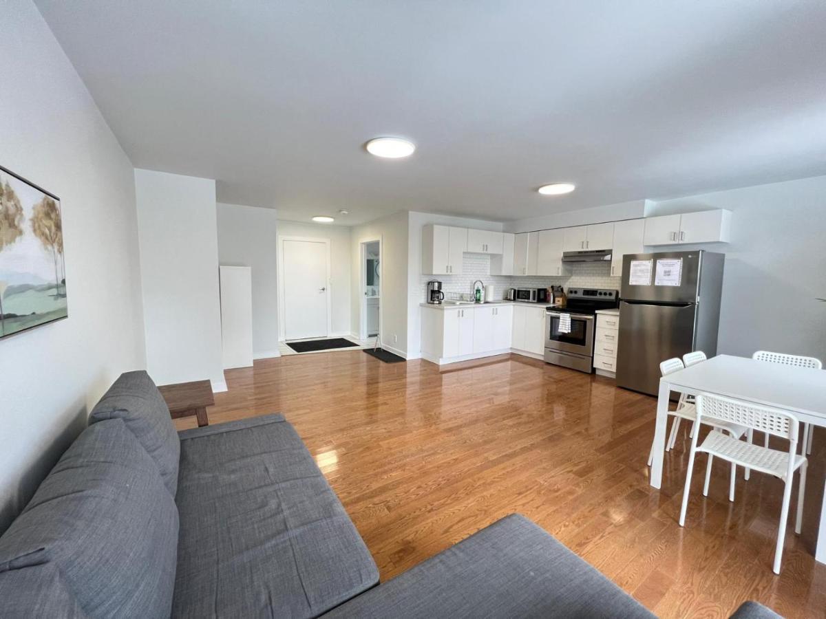 Letitia Heights !B Spacious And Quiet Private Bedroom With Shared Bathroom Barrie Eksteriør bilde